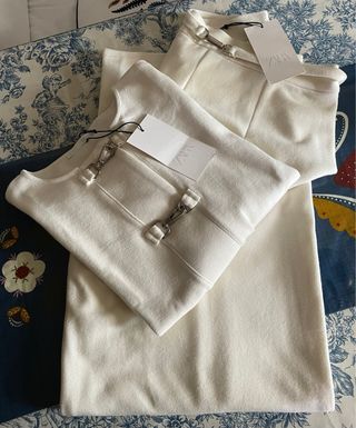 Conjunto Blusa y pantalón crema ZARA, Talla L