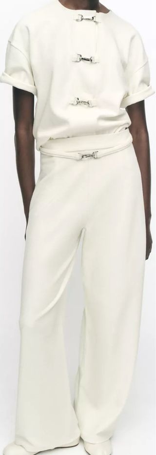 Conjunto Blusa y pantalón crema ZARA, Talla L
