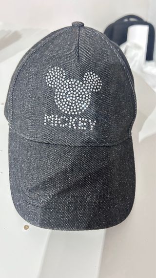 Gorra Mickey Mouse negra con brillantes