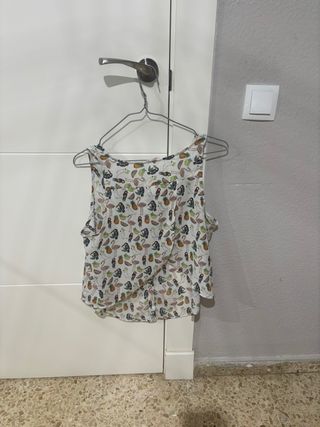 Camiseta tirantes estampada