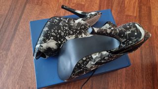 Sandalias tacón alto - Blanco , gris, negro