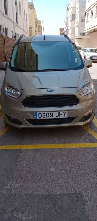 Ford Grand Tourneo Connec 2015