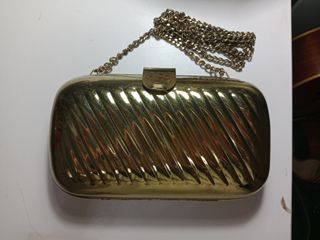 Bolso dorado vintage