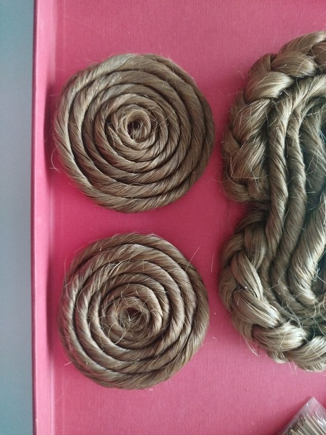 Moños fallera pelo natural rubio