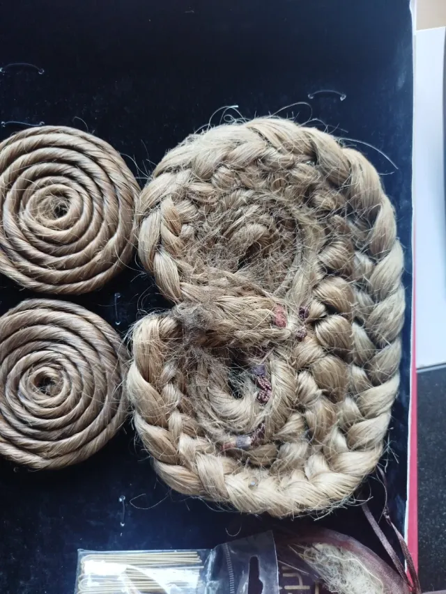 Moños fallera pelo natural rubio