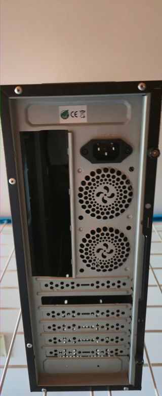 Caja PC ordenador 