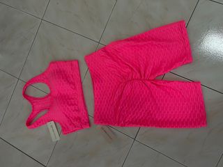 Conjunto cropped top & shorts rosa pink