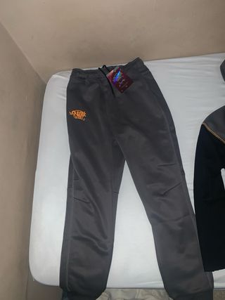 Conjunto Nike Tech Fleece - Negro Gris