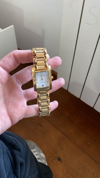 Reloj Paul Versan dorado