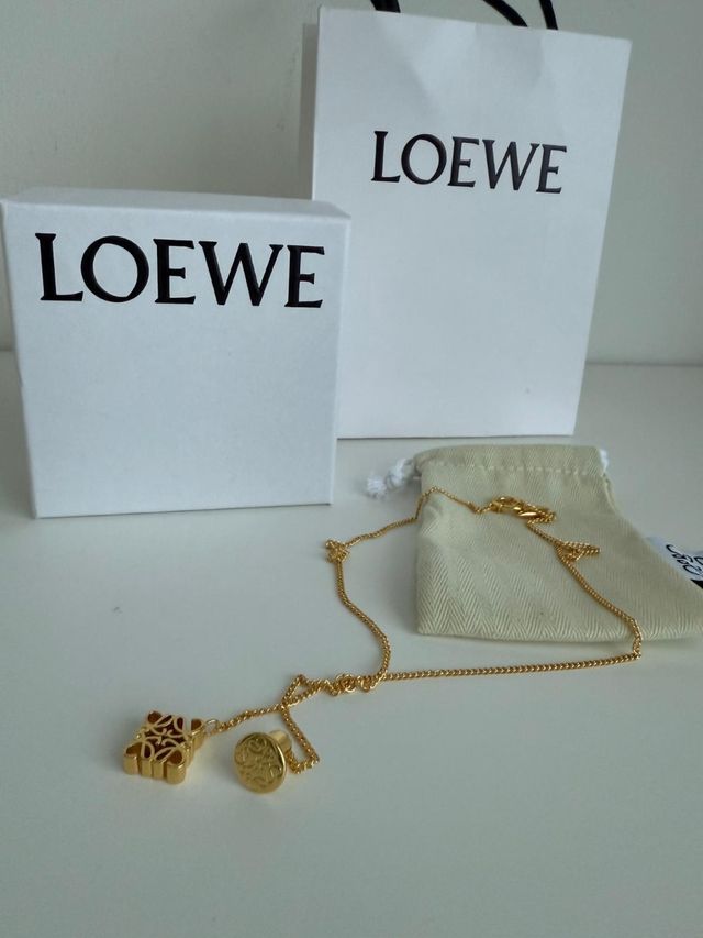 Collar Loewe dorado