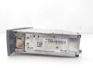 Renault 8200483757 sistema audio clio iii 8358765