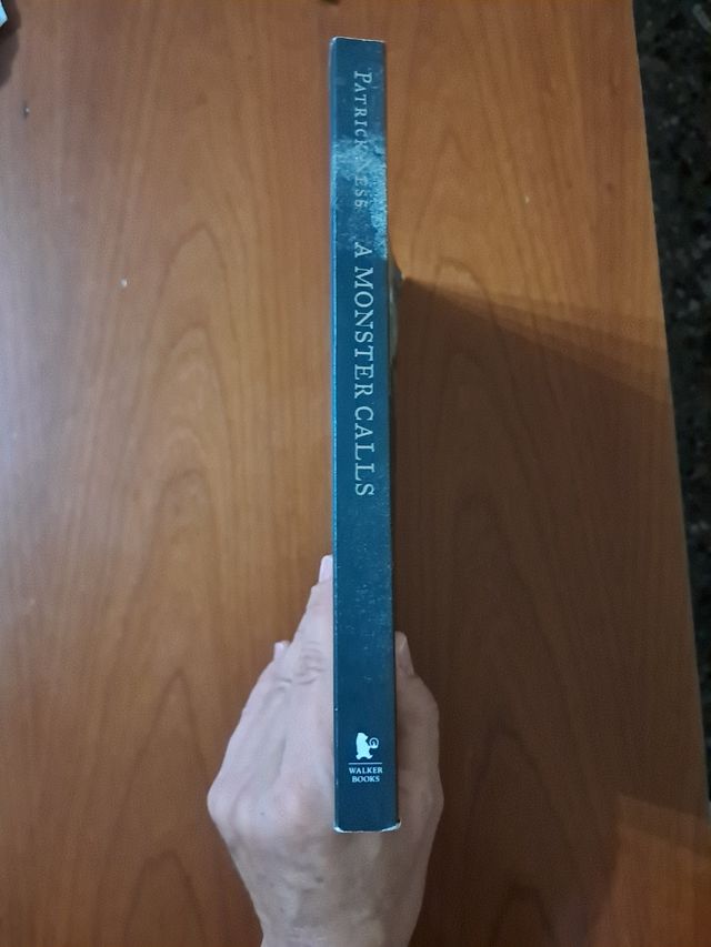 A Monster Calls. Patrick Ness, Siobhan Dowd