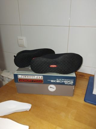 Zapatillas  Skechers Work negros para trabajar