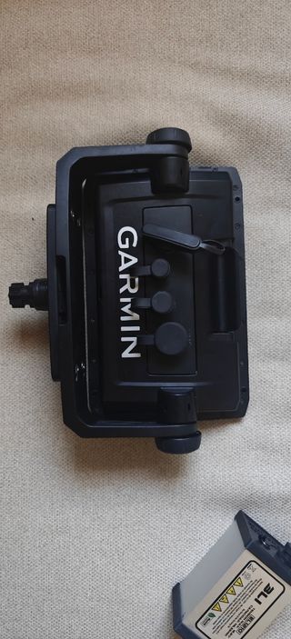 Sonda Garmin echomap UHD 92sv + GT20 + batería