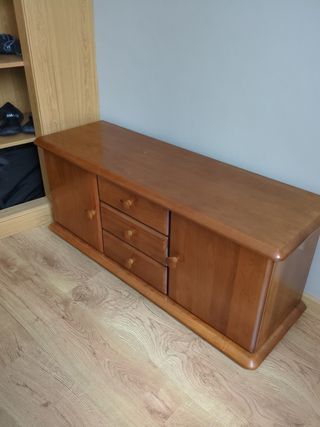 Mueble TV madera maciza