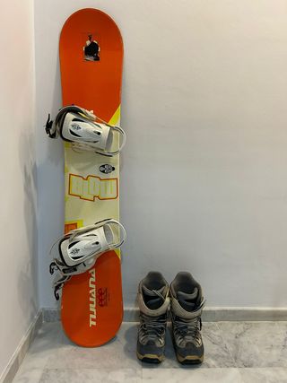 Tabla snowboard Tijuana + botas