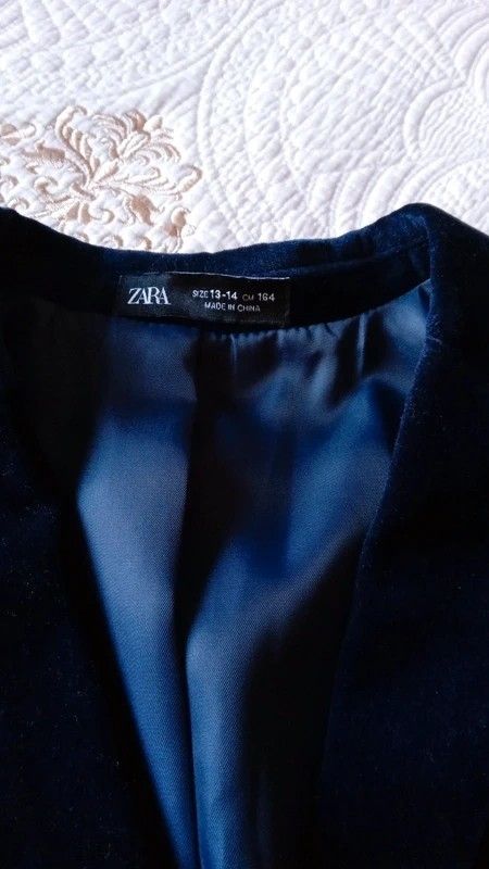 Blazer terciopelo azul para niño