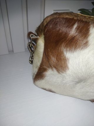 Bolso piel vaca marrón-blanco