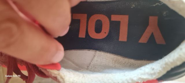 Zapatillas Bimba y Lola rojas