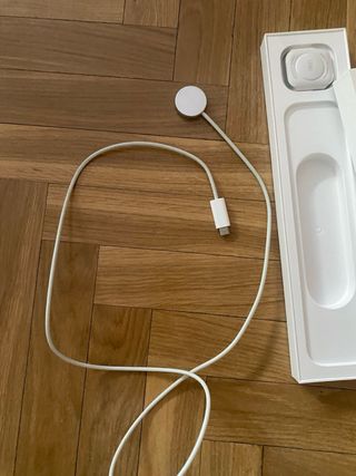 Apple Watch Series 7 Beige/Gold