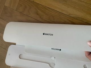 Apple Watch Series 7 Beige/Gold