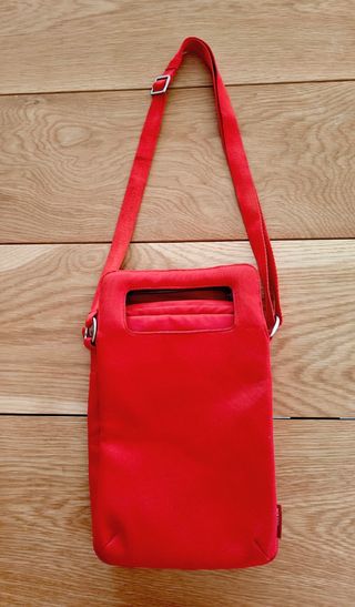 Bolso bandolera Belkin rojo