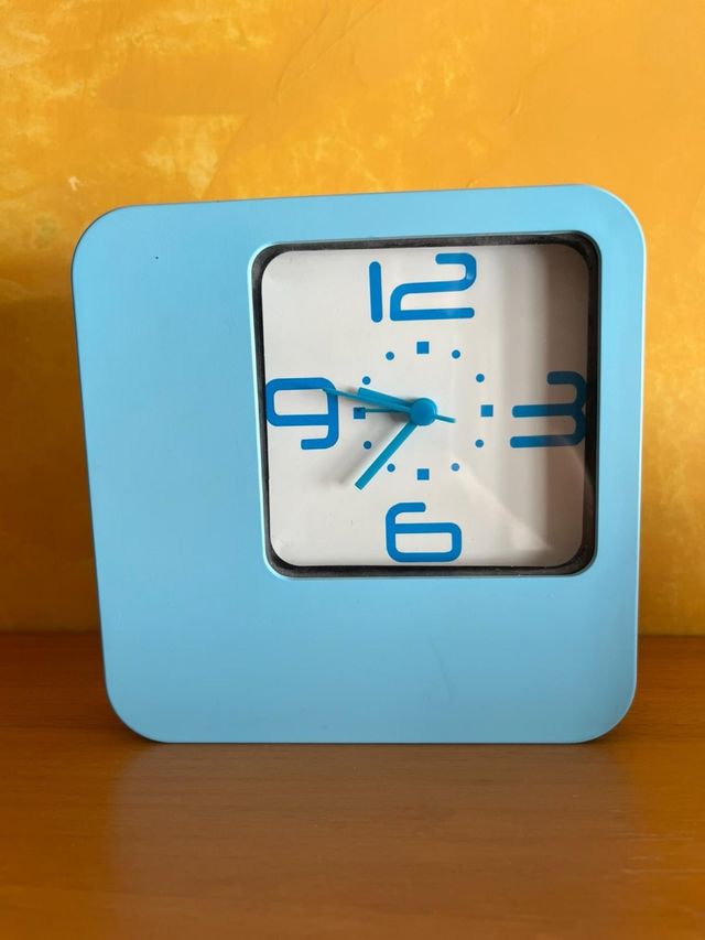 Reloj analógico azul - Decorativo
