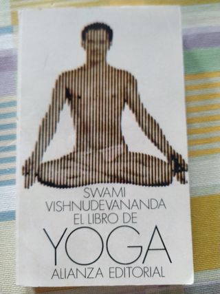 LIBRO DEL YOGA, EL (LIBBOL0543)