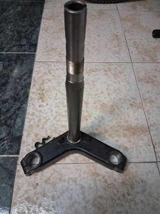 Tija horquilla Kymco Dink euros 5 