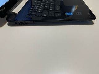 Portátil Toshiba Satellite negro