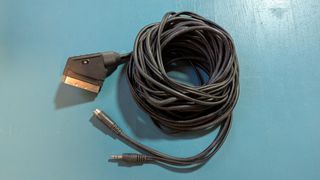 Cable Euroconector SCART a S-Vídeo + Jack 3.5mm