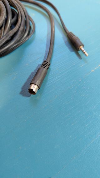 Cable Euroconector SCART a S-Vídeo + Jack 3.5mm