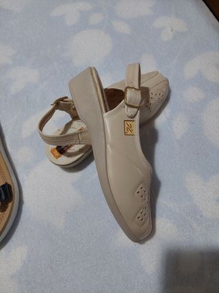 Sandalias Plata y Beige