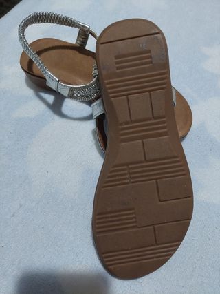 Sandalias Plata y Beige