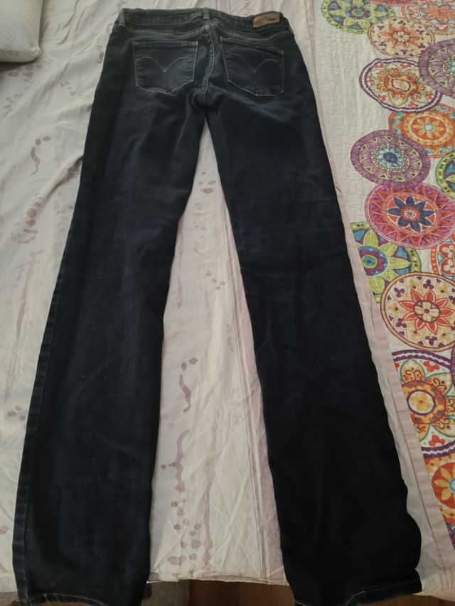 Jeans Levi's - Azul oscuro. Talla 26
