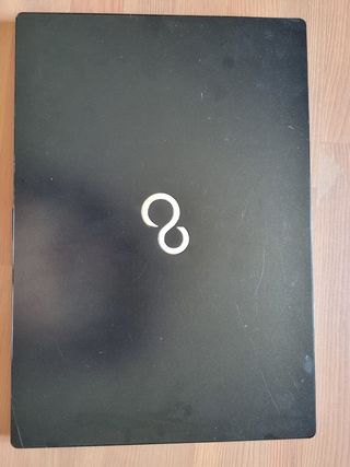 Portatile Fujitsu nero