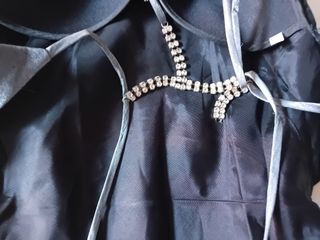 Precioso Vestido de fiesta raso plateado