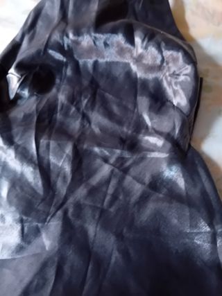 Precioso Vestido de fiesta raso plateado