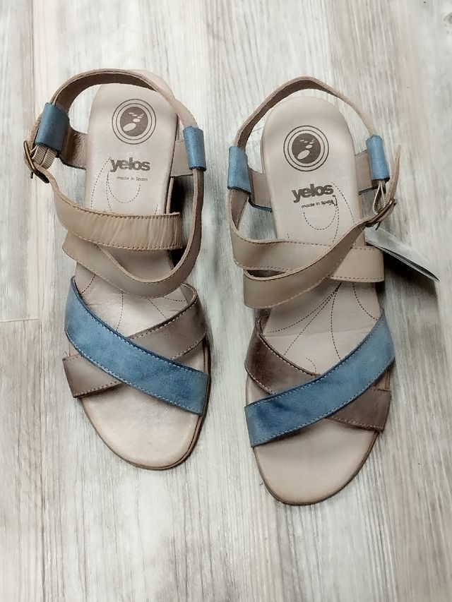 Sandalias YELOS beige-marrón 41