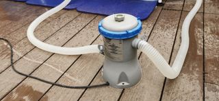 Piscina Bestway 2,39x1,50x58cm