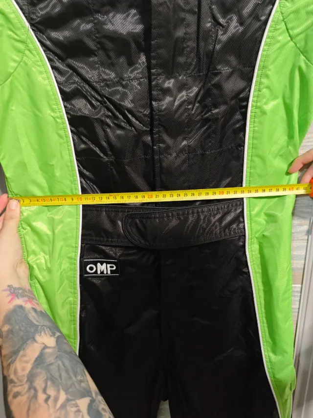 Mono karting talla S medidas en la fotos