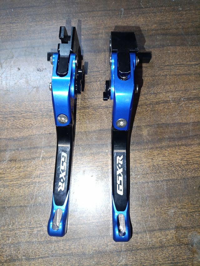 Manetas y puños Suzuki GSX-R azules
