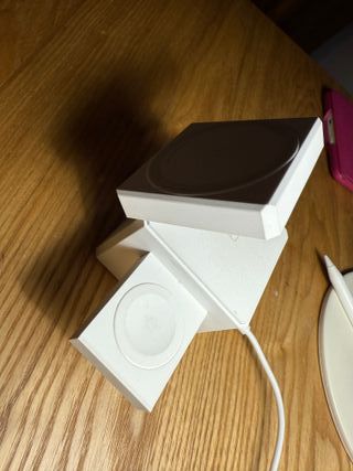 Base carga Anker 3-en-1 Qi2 Apple