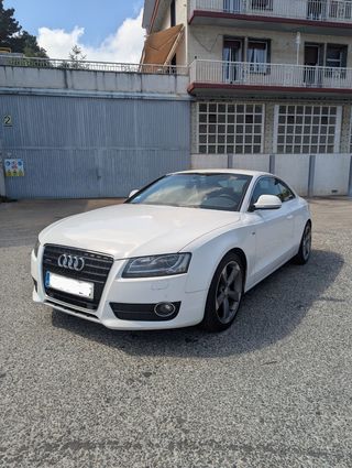 Audi A5 Coupé 2.0 TFSI Quattro 211CV / S-line