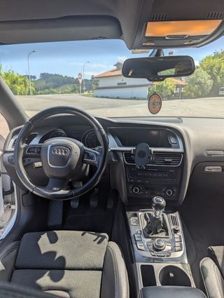 Audi A5 Coupé 2.0 TFSI Quattro 211CV / S-line