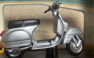Vespa in miniatura Maisto