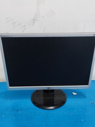 Monitor LG Flatron LCD - VGA