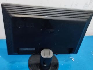 Monitor LG Flatron LCD - VGA