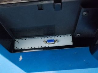 Monitor LG Flatron LCD - VGA