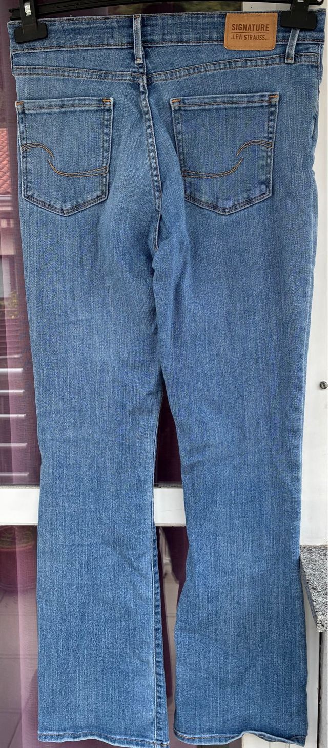 Levi's Signature by Levi Strauss & Co. vaqueros